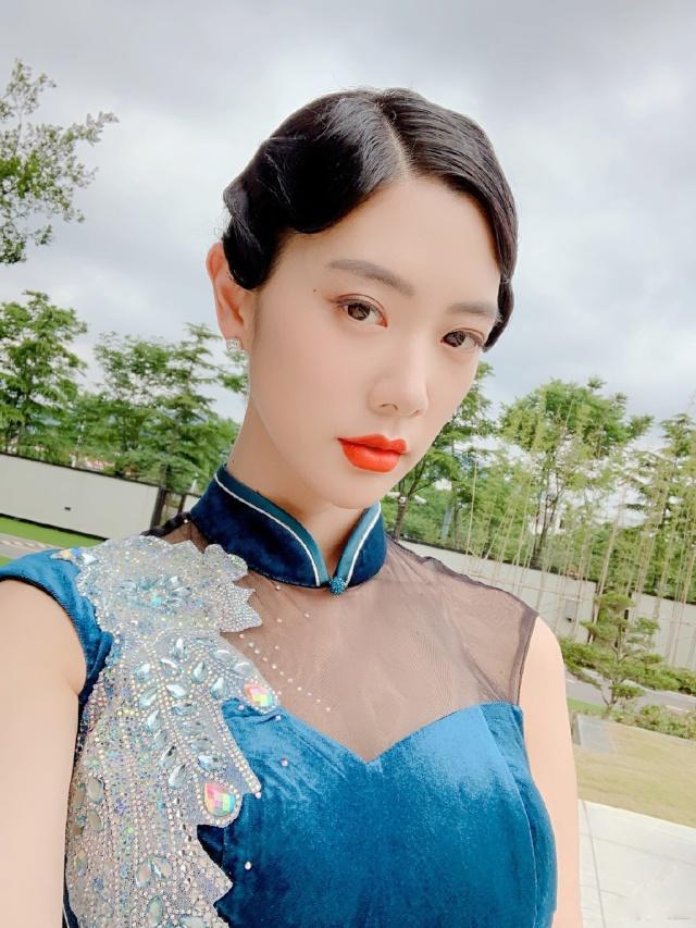 红磨坊房间